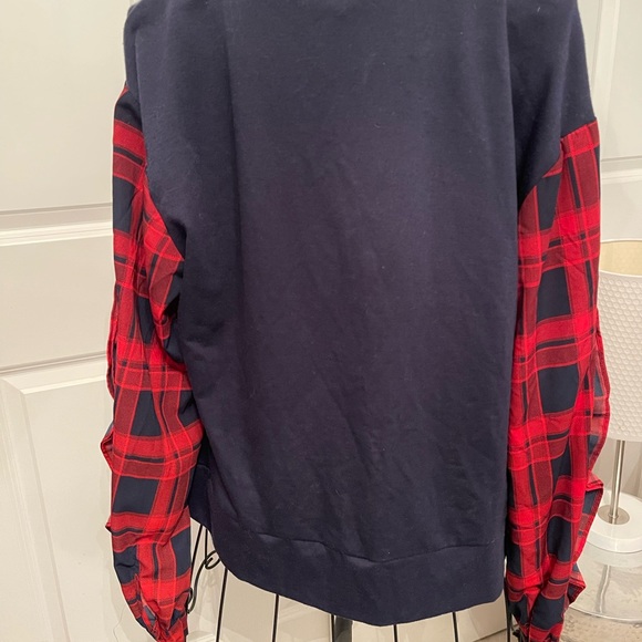 Design Lab sweater - Picture 4 of 5